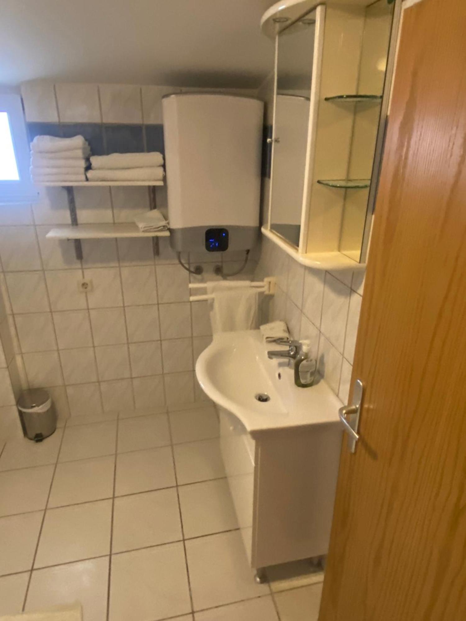 Ferien Haus Evita Auf Insel Vir - Wohnung I Exterior foto